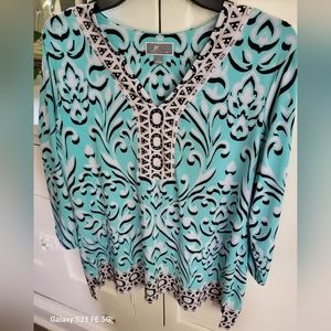 Women's Top!  Office and casual wear